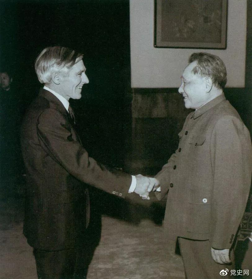 1981126СƽõİĴⳤ˹˵ҪдļҪܽὨʷ