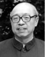 李新李新（1918—2004）。中共党史专家。曾任中央党史研究室副主任（1980-1986），中国中共党史学会副会长，中共党史人物研究会副会长，中国现代史学会理事长等职。主编有《中国新民主主义革命时期通史》（四卷）、《中华民国史》（十三卷）、《中国新民主主义革命史》（十二卷）等。著有《中国新民主主义革命史五讲》《流逝的岁月：李新回忆录》等。