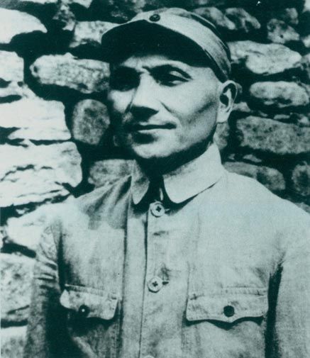 抗战胜利时，邓小平任晋冀鲁豫中央局书记兼军区政治委员。（1945年）
